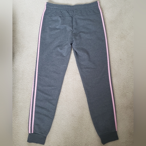 SOLD Women's Adidas cotton joggers with pockets M - Picture 4 of 9